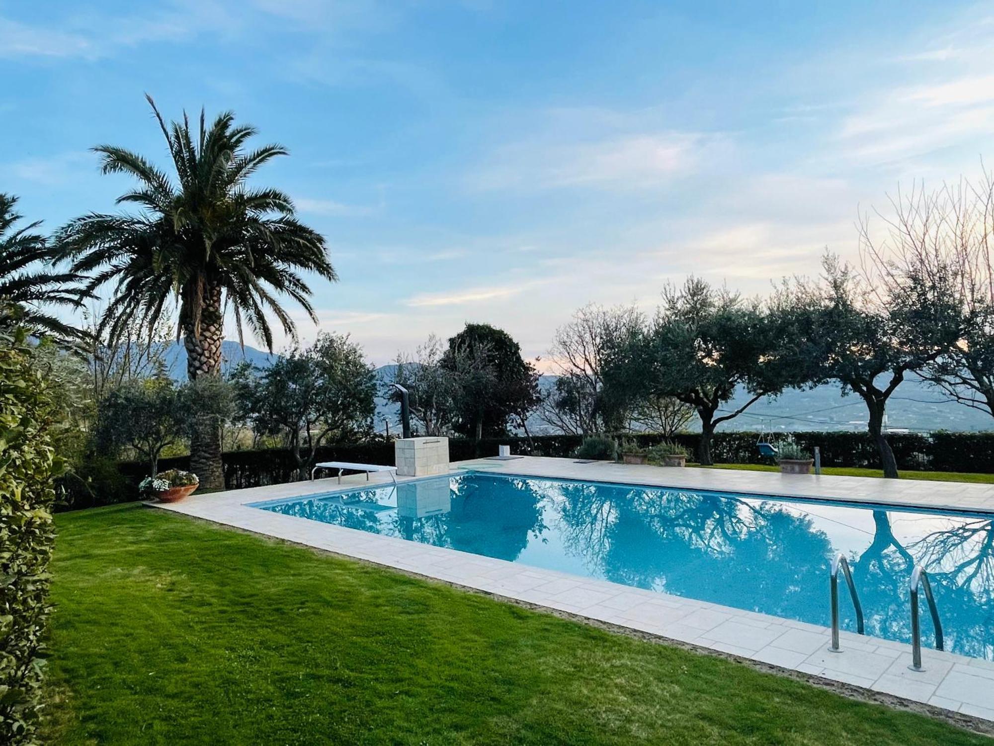 Villa Mandetta B&B Santo Stefano del Sole Εξωτερικό φωτογραφία